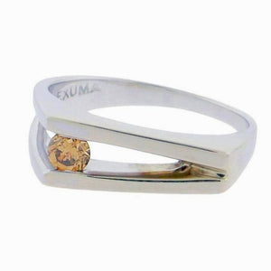 solitaire champagne diamond in 14 k white gold V ring